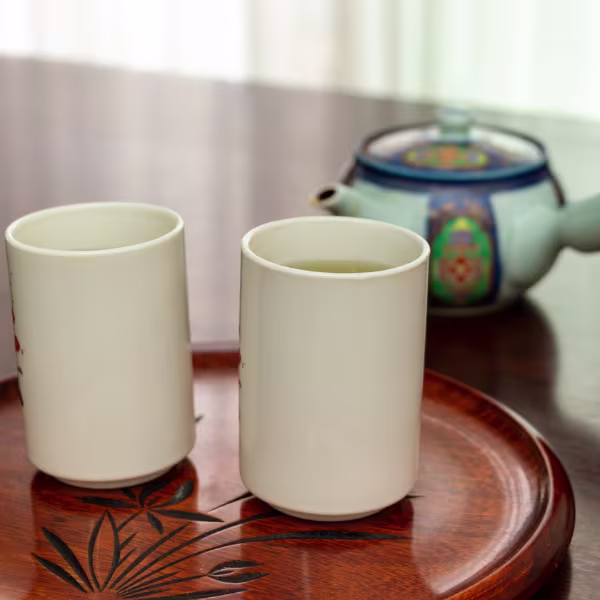 Miscellaneous Room Items (Ice Buckets, Ashtrays, Trays, Teacups, Toiletries Cups)