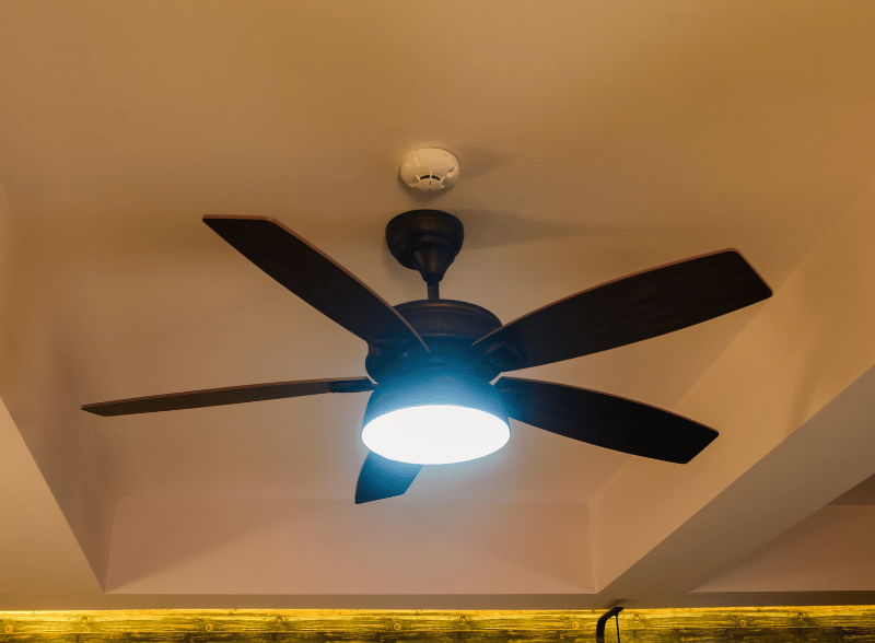 Hotel Ceiling Fan With Light